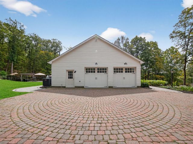 62 Salierno Road, Tuxedo Park, NY 10987