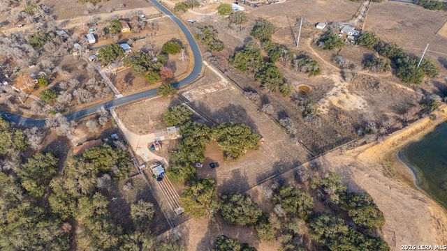 374 Vine Rd, San Antonio, TX 78264