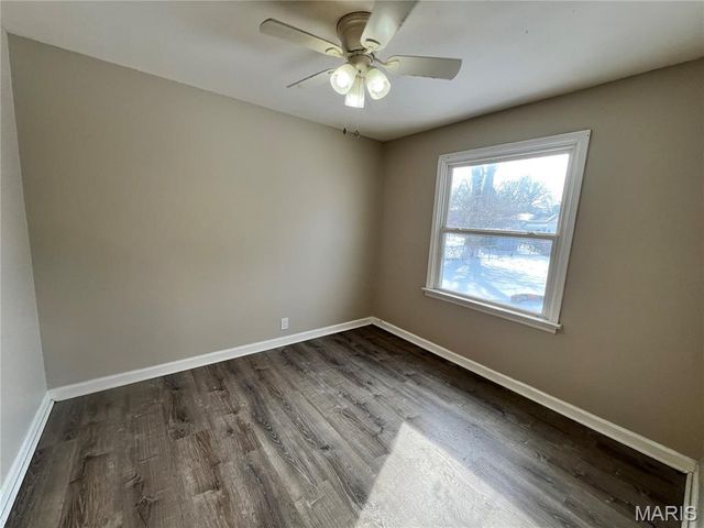 1030 Addison, St Louis, MO 63137