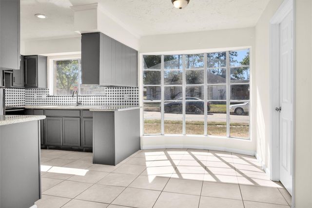 2126 Millhouse Road, Houston, TX 77073