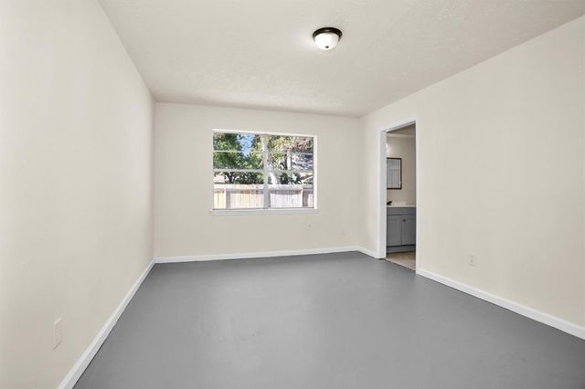 2126 Millhouse Road, Houston, TX 77073