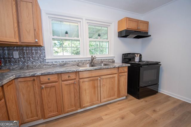 12 Ulas B Ware Road, Newnan, GA 30263