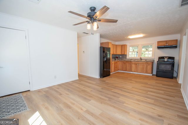 12 Ulas B Ware Road, Newnan, GA 30263