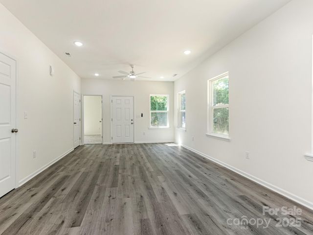 4470 Kingsbury Road, Midland, NC 28107