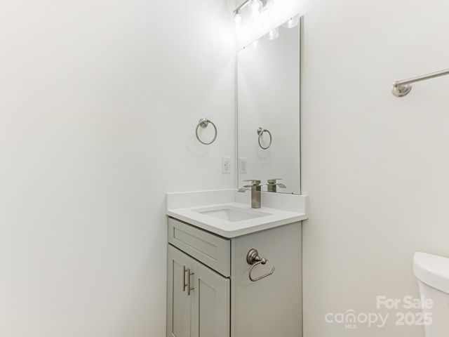 4470 Kingsbury Road, Midland, NC 28107