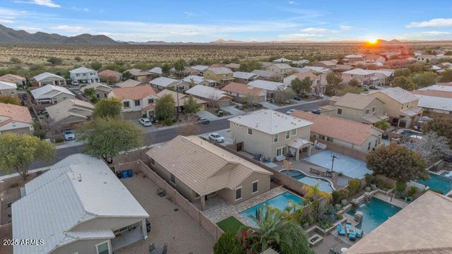 2220 E STACEY Road, Gilbert, AZ 85298