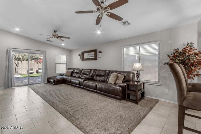 2220 E STACEY Road, Gilbert, AZ 85298