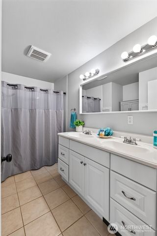 24930 237th Avenue SE, Maple Valley, WA 98038