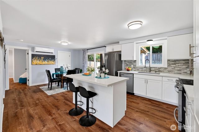 24930 237th Avenue SE, Maple Valley, WA 98038