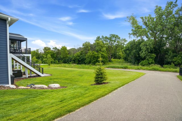 16845 46th Avenue N, Plymouth, MN 55446