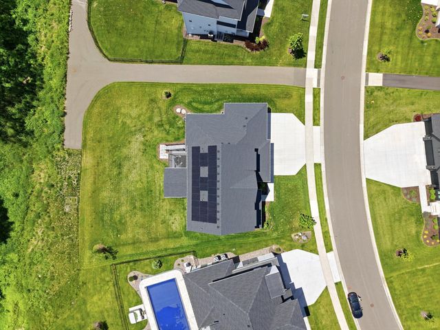16845 46th Avenue N, Plymouth, MN 55446