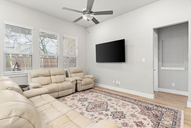 5823 Heatherwood Loop, Sachse, TX 75048