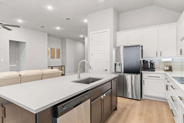 5823 Heatherwood Loop, Sachse, TX 75048