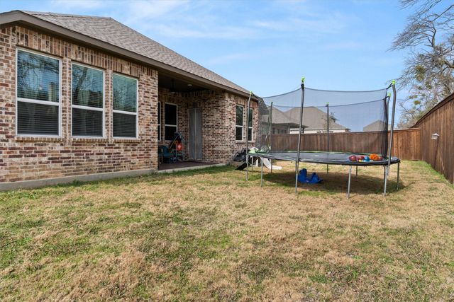5823 Heatherwood Loop, Sachse, TX 75048