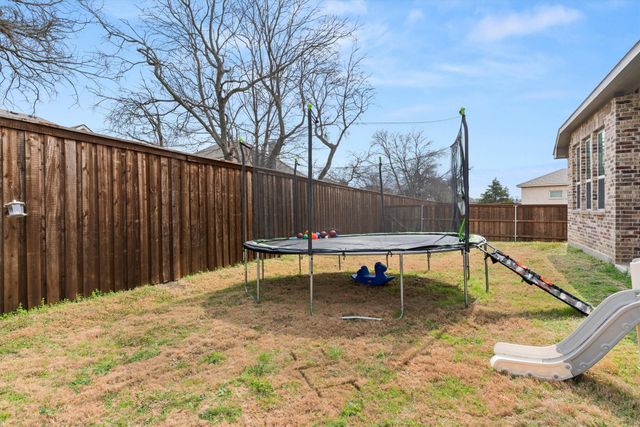 5823 Heatherwood Loop, Sachse, TX 75048