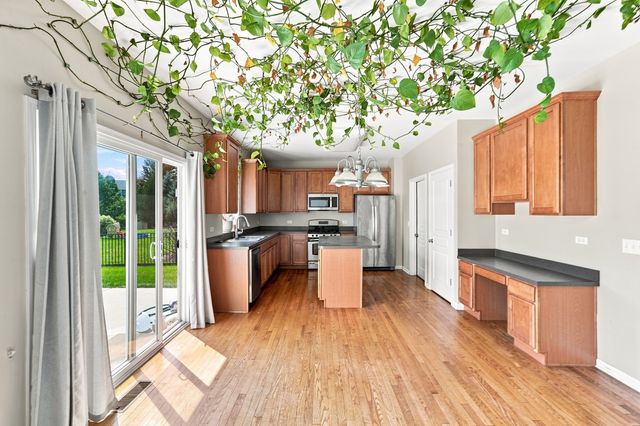 1177 Blue Heron Circle, Antioch, IL 60002