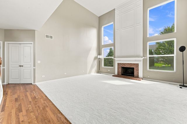 1177 Blue Heron Circle, Antioch, IL 60002