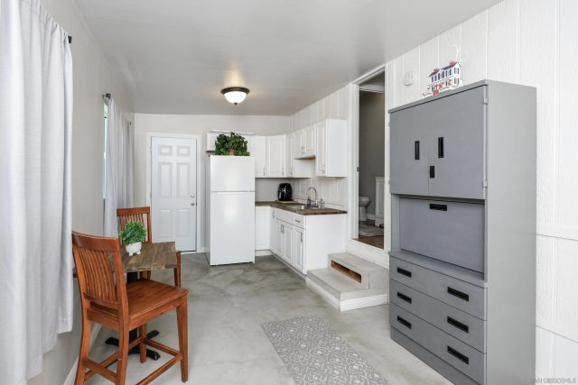 500 Rancheros Dr 1, San Marcos, CA 92069
