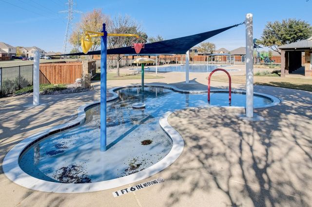 8213 Wildwest Drive, Fort Worth, TX 76131