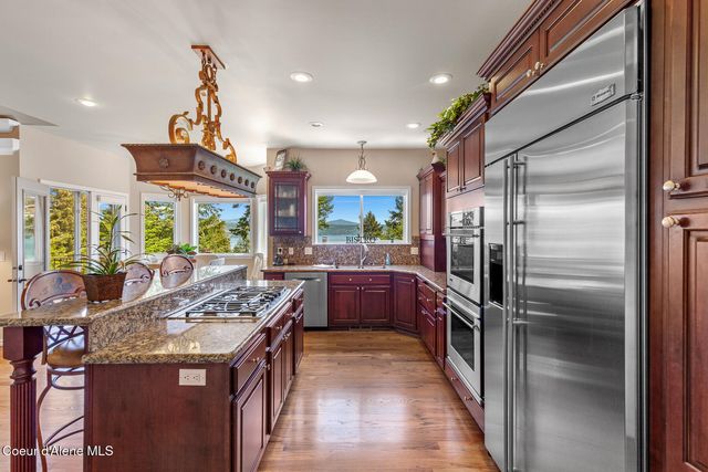 555 W Harbor View DR, Coeur D'alene, ID 83814