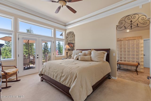 555 W Harbor View DR, Coeur D'alene, ID 83814