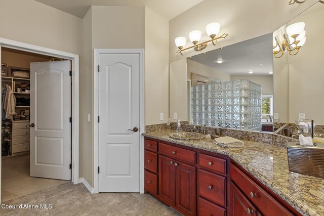 555 W Harbor View DR, Coeur D'alene, ID 83814