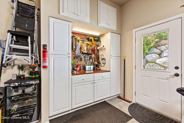 555 W Harbor View DR, Coeur D'alene, ID 83814