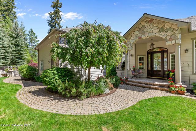 555 W Harbor View DR, Coeur D'alene, ID 83814