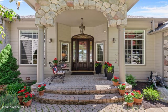 555 W Harbor View DR, Coeur D'alene, ID 83814