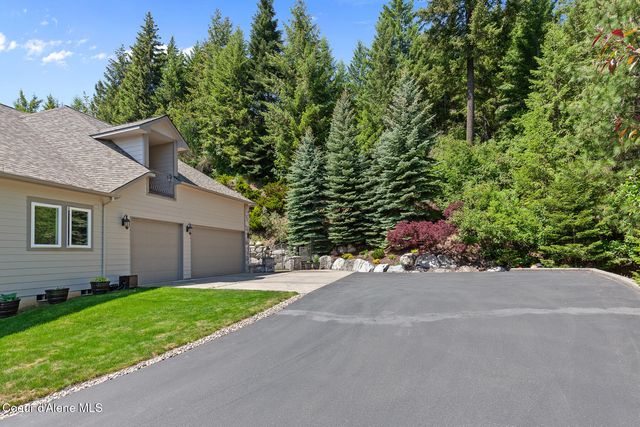 555 W Harbor View DR, Coeur D'alene, ID 83814