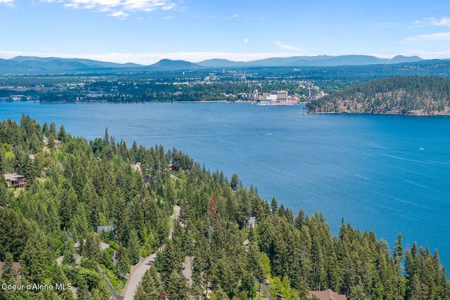555 W Harbor View DR, Coeur D'alene, ID 83814