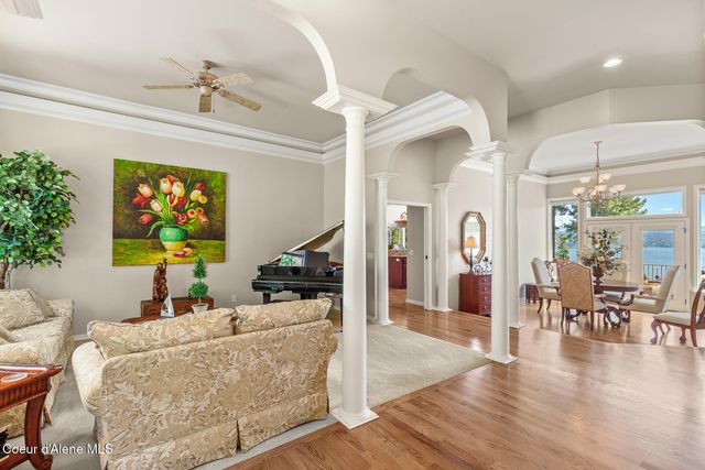 555 W Harbor View DR, Coeur D'alene, ID 83814