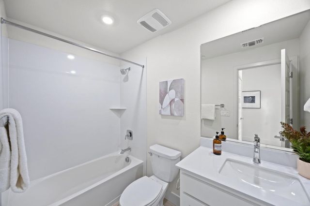 922 Noble Fir Terrace 1, Sunnyvale, CA 94086