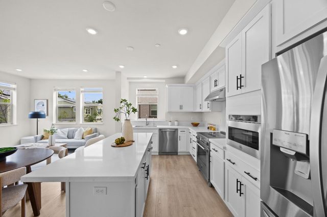 922 Noble Fir Terrace 1, Sunnyvale, CA 94086