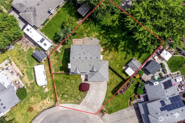 908 Baysinger Place, Enumclaw, WA 98022