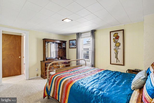 110 S CHARLES ST, Red Lion, PA 17356