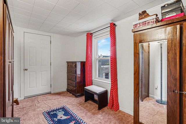 110 S CHARLES ST, Red Lion, PA 17356