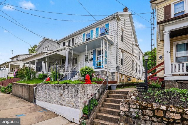 110 S CHARLES ST, Red Lion, PA 17356