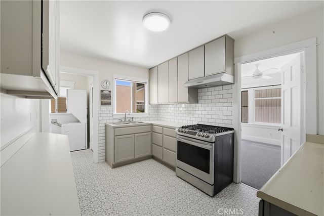 732 Saint Louis Avenue, Long Beach, CA 90804