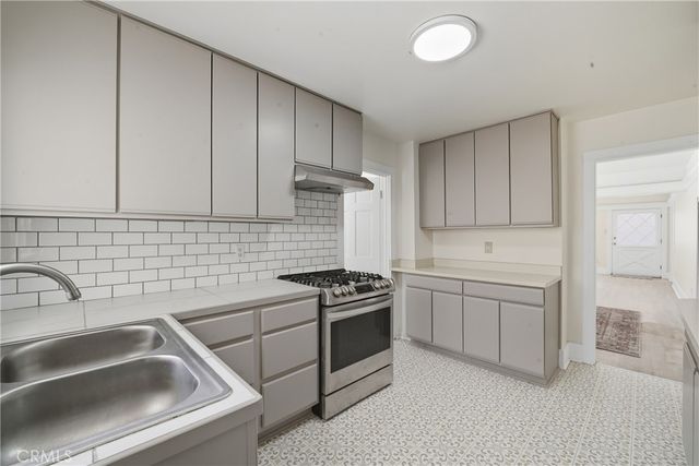 732 Saint Louis Avenue, Long Beach, CA 90804