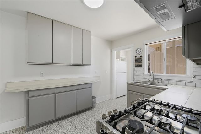 732 Saint Louis Avenue, Long Beach, CA 90804