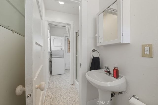 732 Saint Louis Avenue, Long Beach, CA 90804