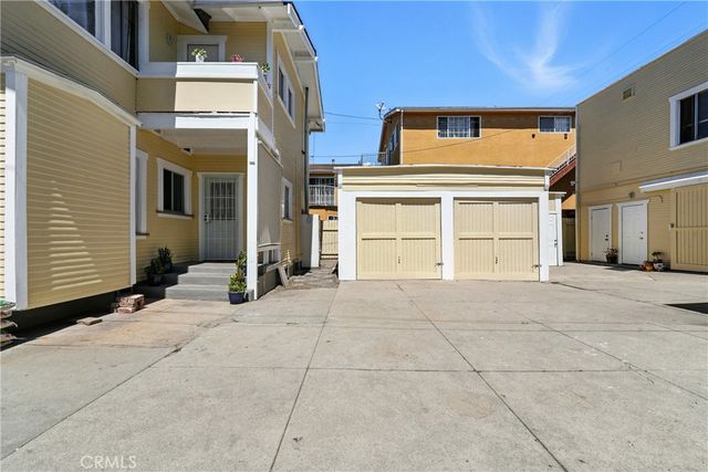 732 Saint Louis Avenue, Long Beach, CA 90804