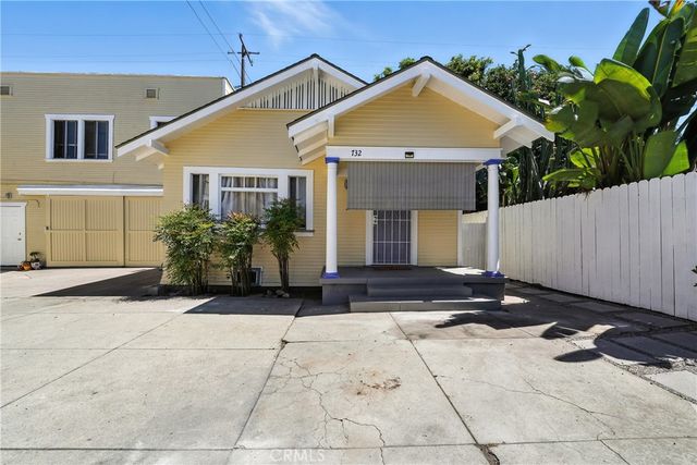 732 Saint Louis Avenue, Long Beach, CA 90804