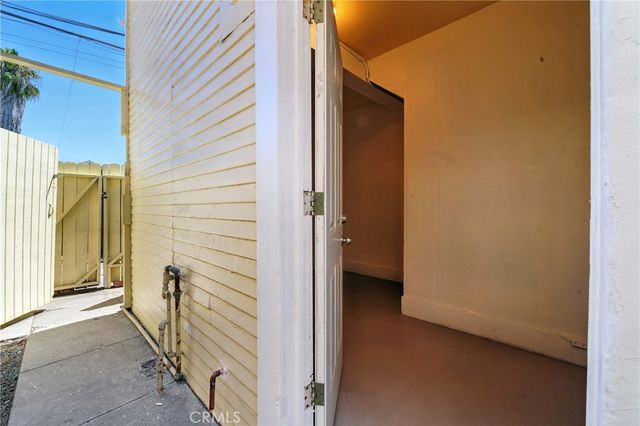 732 Saint Louis Avenue, Long Beach, CA 90804