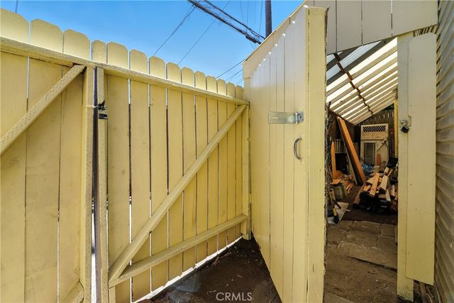 732 Saint Louis Avenue, Long Beach, CA 90804