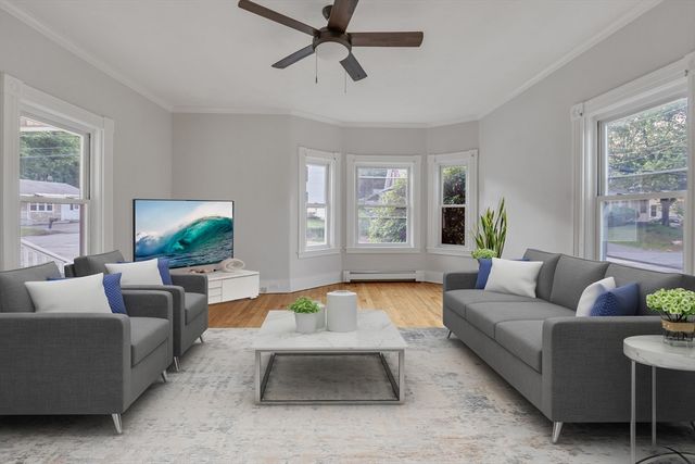 484 Rollstone St, Fitchburg, MA 01420