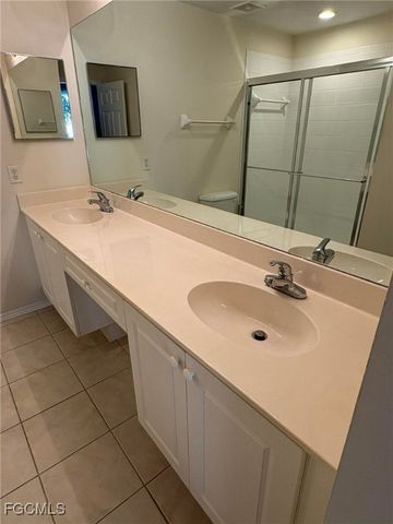 9045 Colby DR 2411, Fort Myers, FL 33919