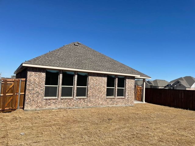 1306 Sundance Lane, Justin, TX 76247