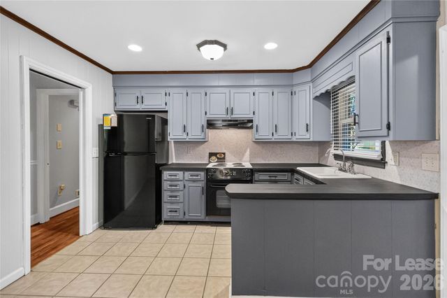 1634 Van Buren Avenue, Charlotte, NC 28216